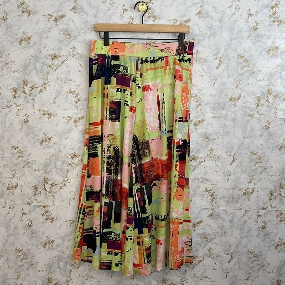 Beige By Eci Wide Leg Capris l SIZE S
